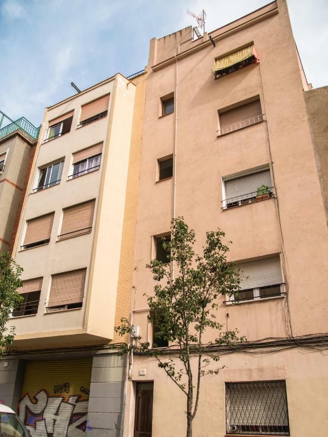 Camp Nou, Europa Fira - Modern Two-Bedroom Apartment With Heating لوسبيتاليت دي يوبريغات المظهر الخارجي الصورة