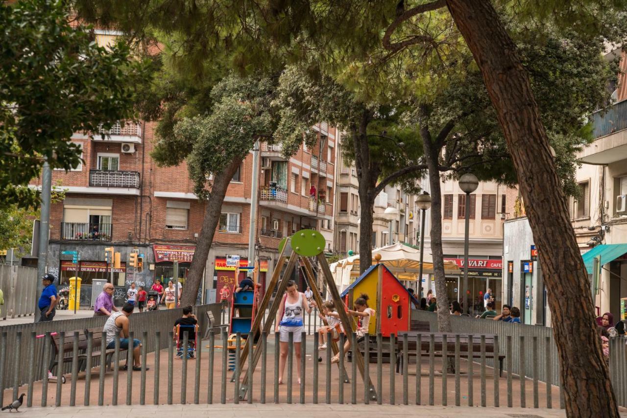 Camp Nou, Europa Fira - Modern Two-Bedroom Apartment With Heating لوسبيتاليت دي يوبريغات المظهر الخارجي الصورة